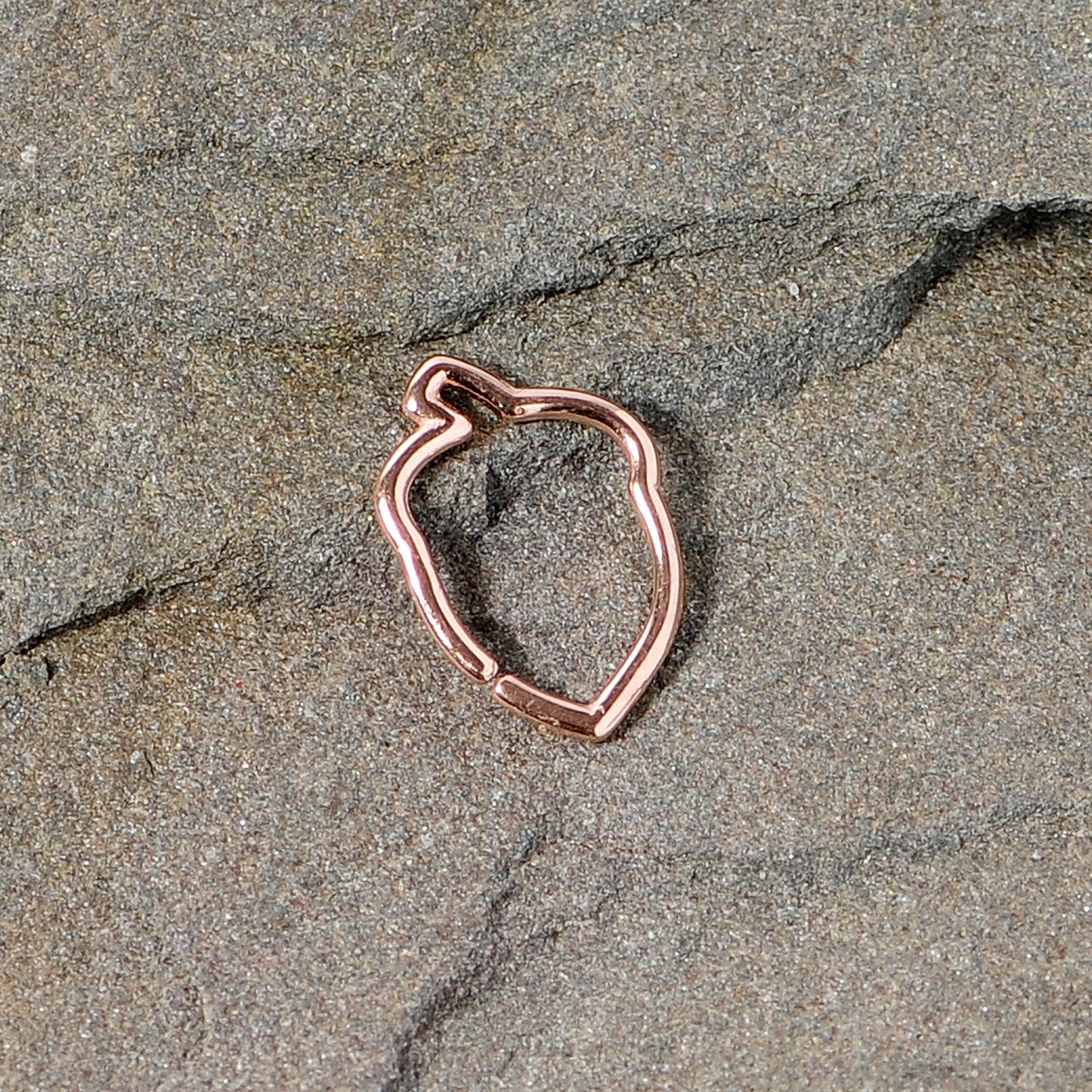 16 Gauge 3/8 Rose Gold Tone Autumn Acorn Closure Ring