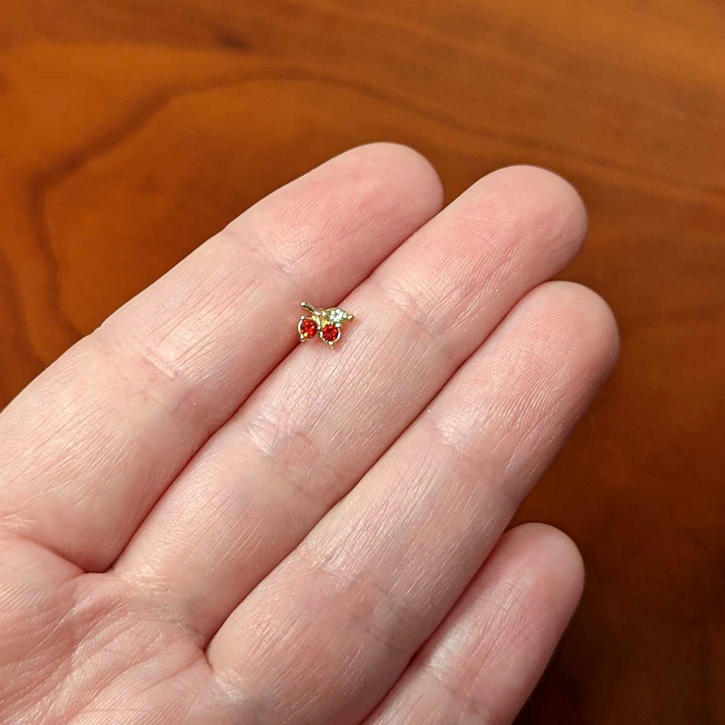 20 Gauge 1/4 Red Green Gem Gold Tone Tasty Cherry Fruit Nose Bone