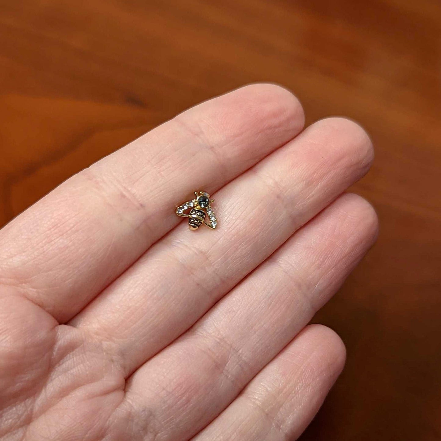 16 Gauge 1/4 Clear Black Gem Gold Tone Angular Bee Cartilage Tragus