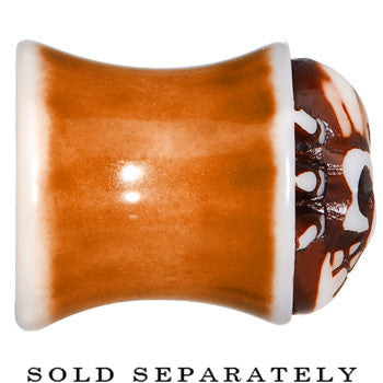 00 Gauge Brown White Resin Skull Saddle Plug